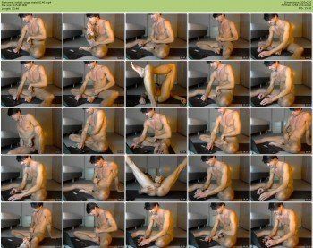 naked_yoga