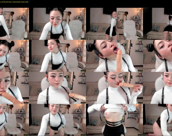 valerie_moon4